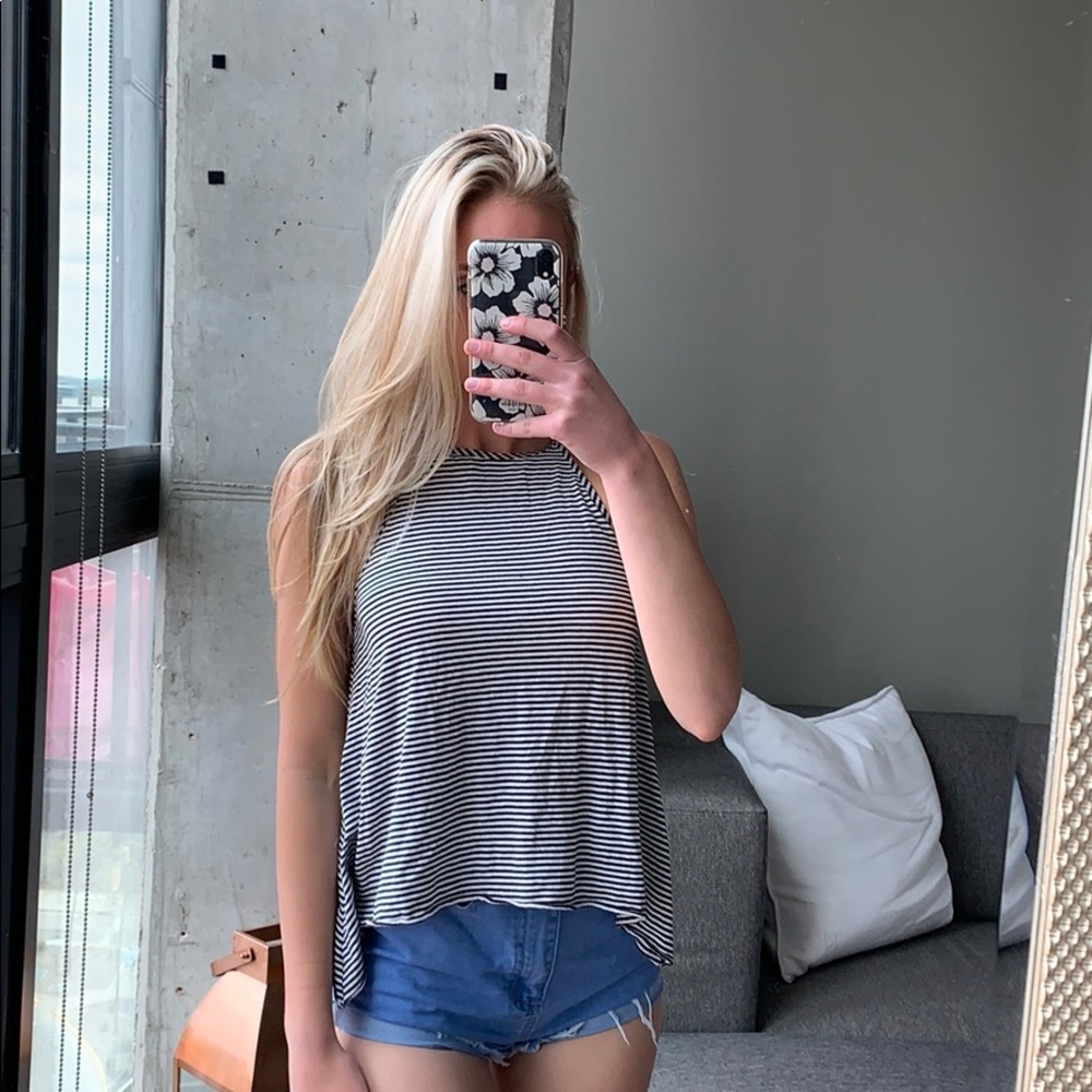 Halter top